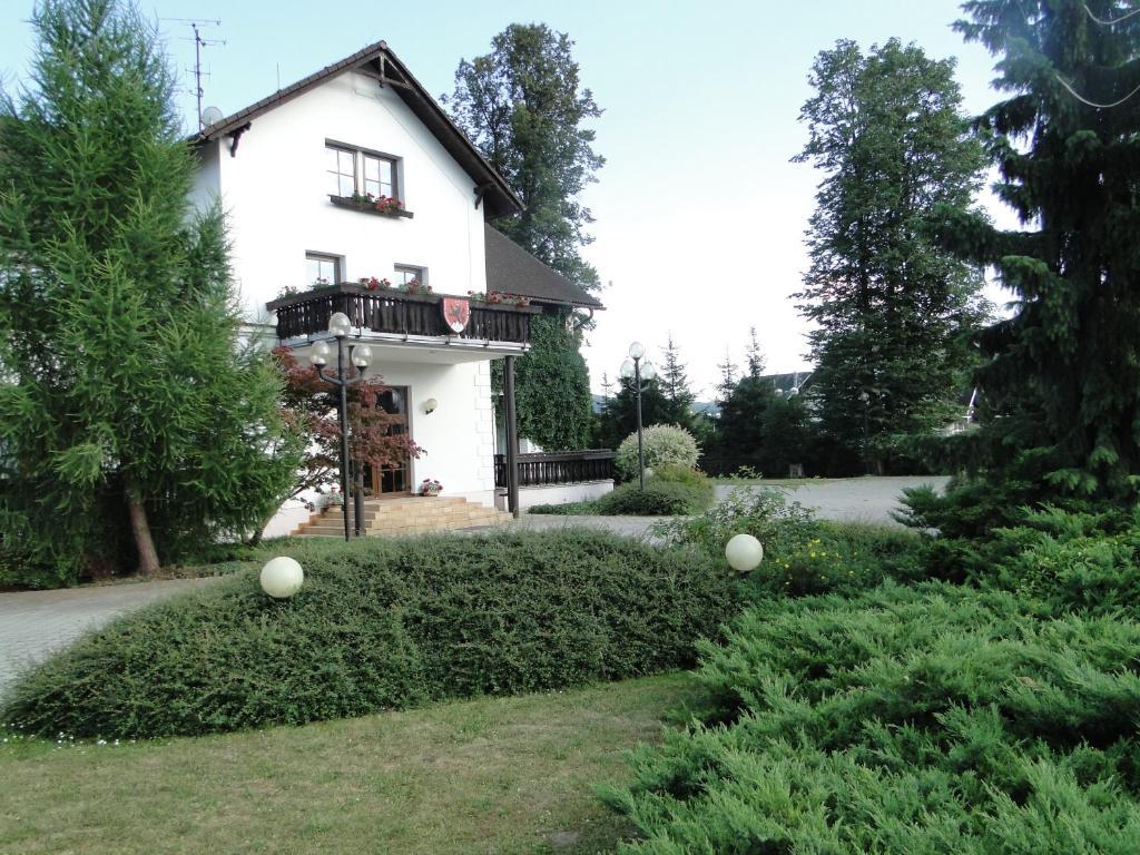 Villa Zerotin Penzion Bed & Breakfast Velké Losiny Buitenkant foto