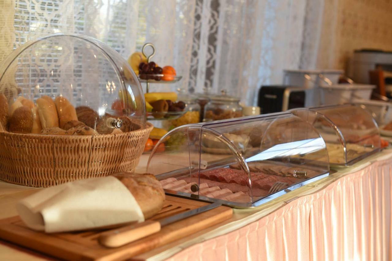 Villa Zerotin Penzion Bed & Breakfast Velké Losiny Buitenkant foto